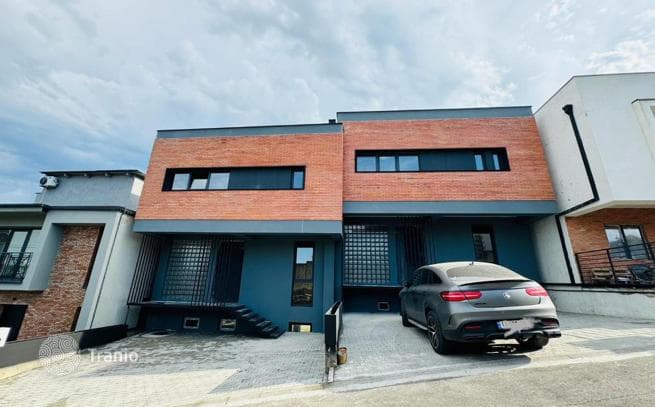 House 310 m² in Saburtalo, Tbilisi, photo 4