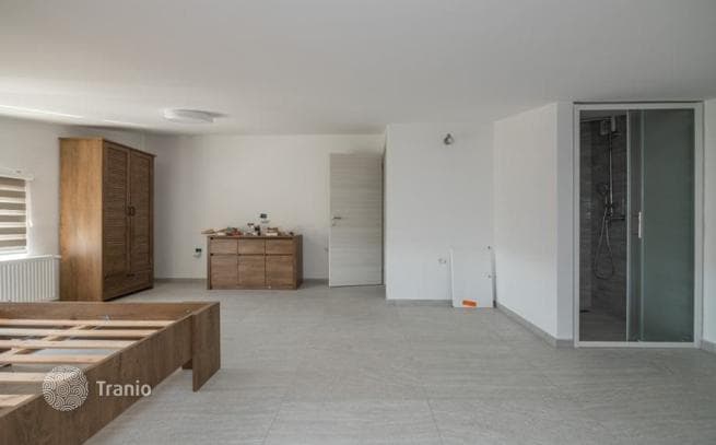 6-Bedroom Apartment in Valbandion, photo 2