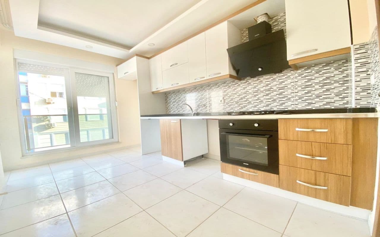 Квартира в Анталии, Турция, 100 м²