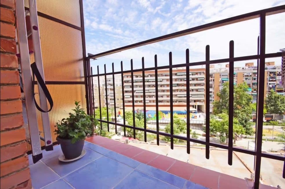Квартира в Барселоне, Испания, 62 м²