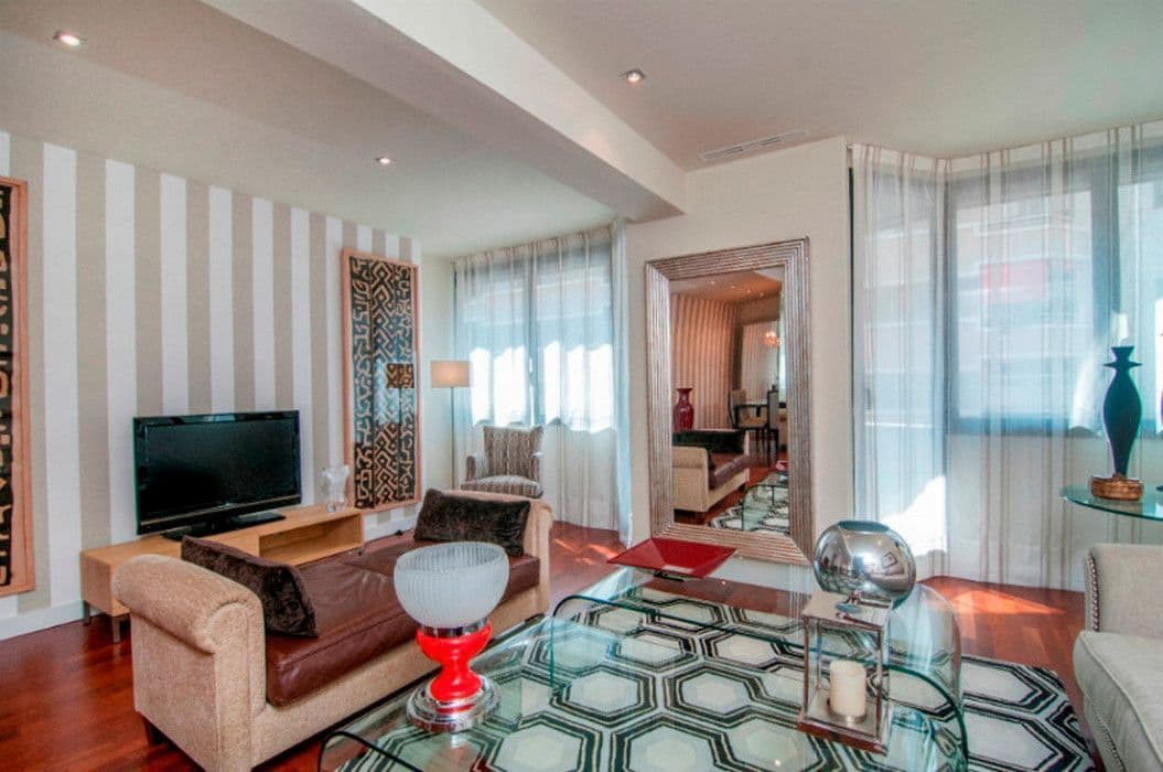 Квартира в Барселоне, Испания, 120 м², фото 4