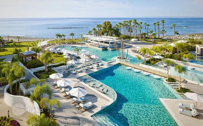 Premium Apartments with Sea View and Beach Access in Pyrgos, Limassol