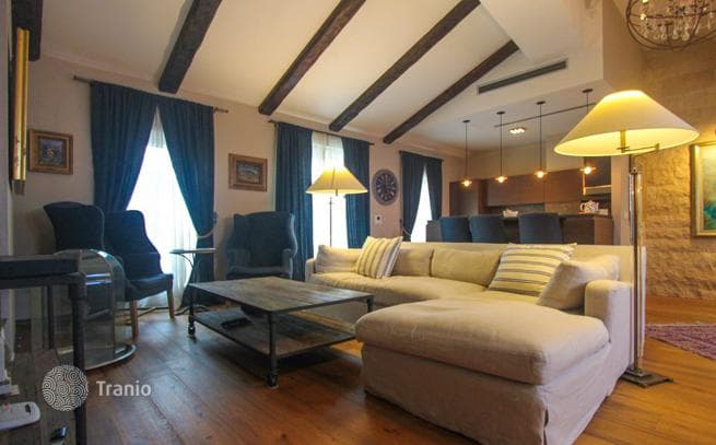 2-Bedroom Duplex Apartment with Terrace in Old Town Budva, photo 2