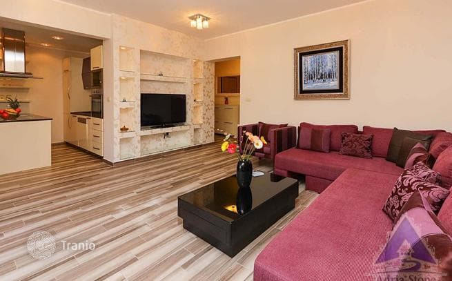 2-Bedroom Apartment with Sea View in Becici, Budva, photo 2