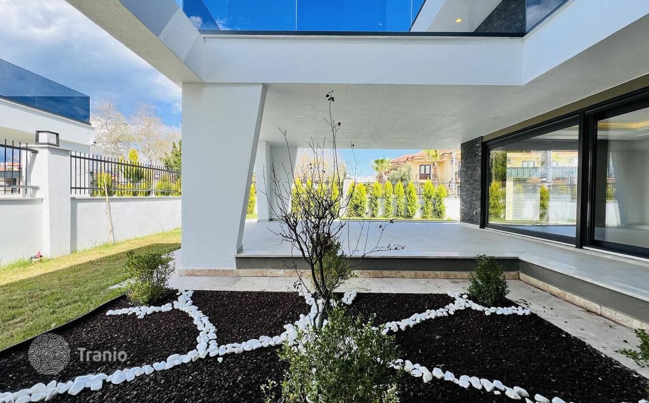 4-Bedroom Villa with Mountain View in Kemer, Antalya, photo 5
