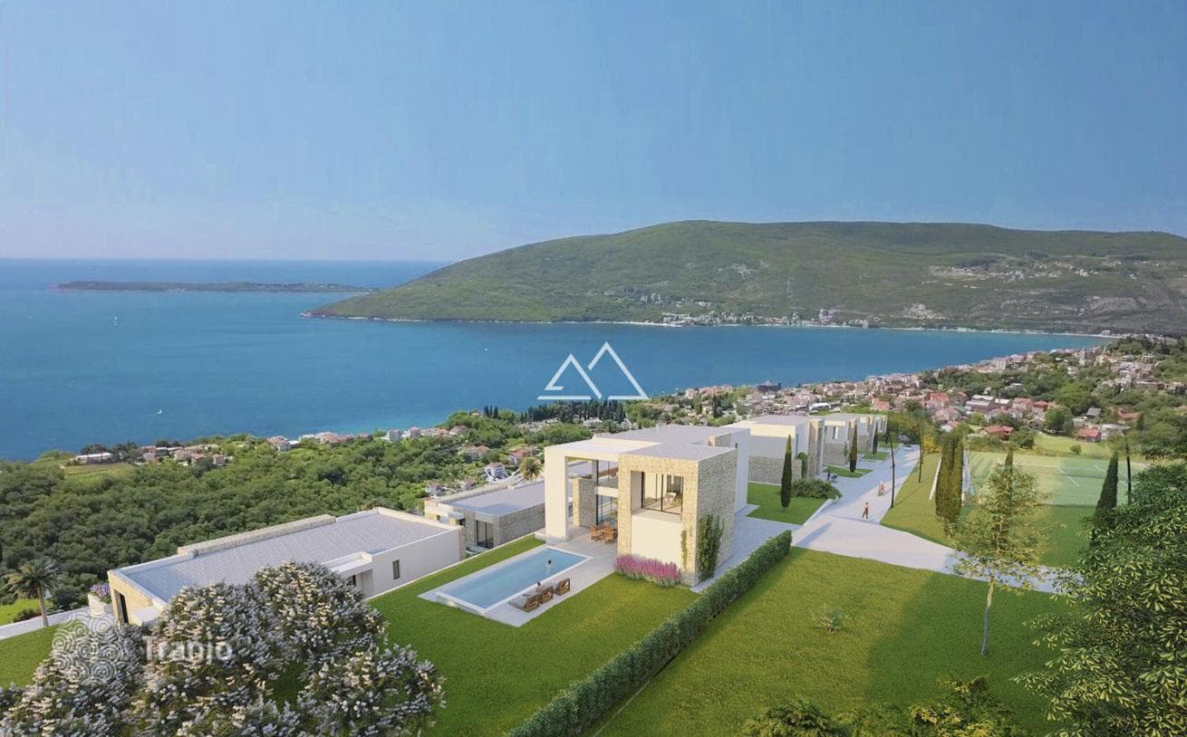 3-Bedroom Villa with Sea View in Herceg Novi, Montenegro, photo 5