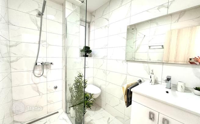 1-Bedroom Apartment with Garden Access in Djenovici, Herceg Novi, photo 5