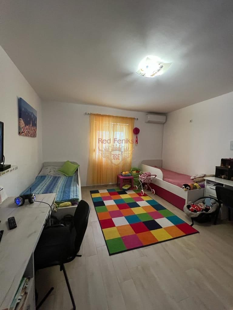 Квартира в Херцег-Нови, Черногория, 105 м², фото 2