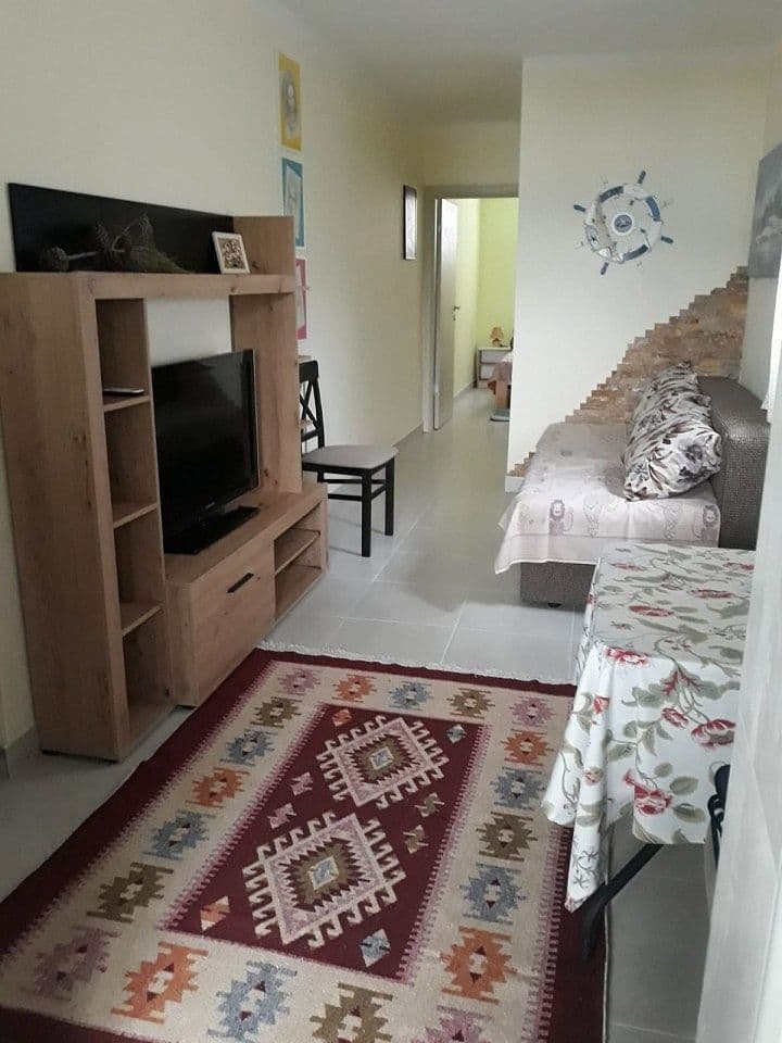 Квартира в Херцег-Нови, Черногория, 66 м², фото 3