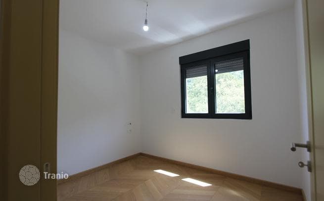 3-Bedroom Apartment with Sea View in Budva, photo 5