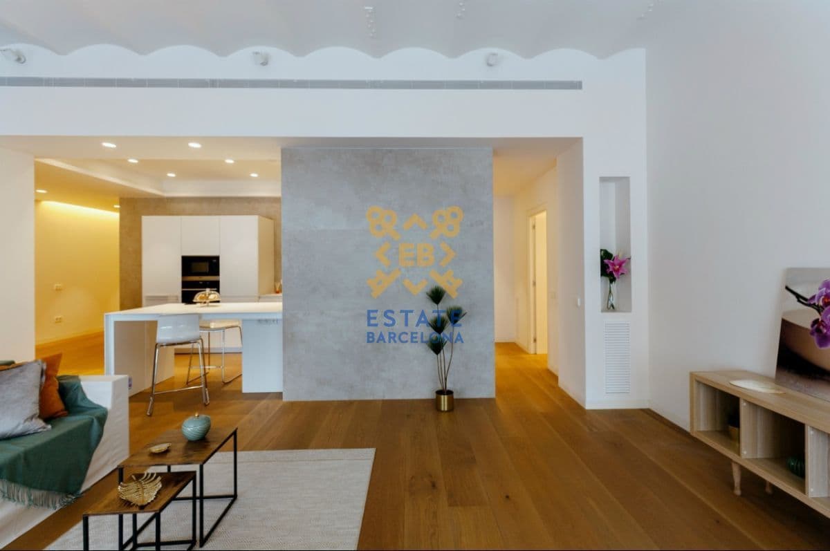 Квартира в Барселоне, Испания, 170 м², фото 2