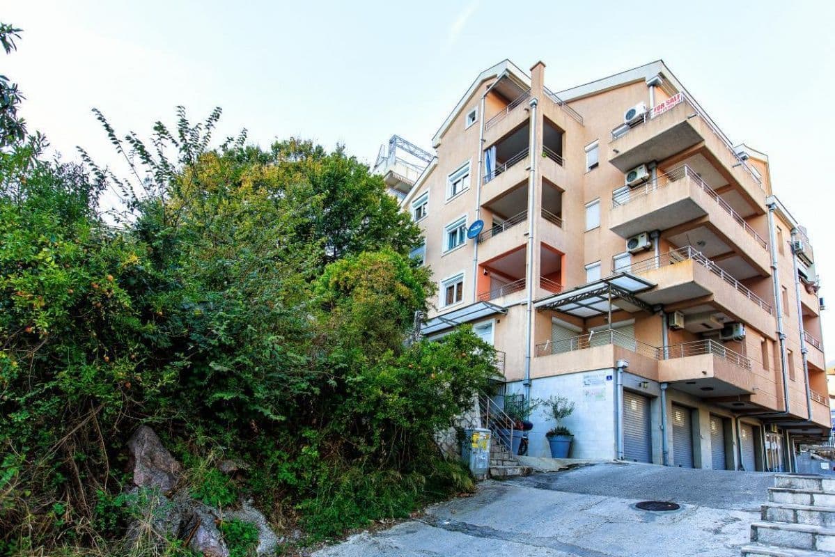 Квартира в Будве, Черногория, 135 м²