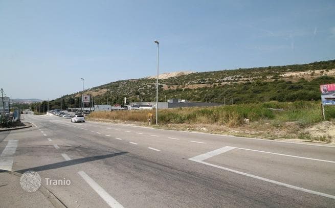 Land Plot 800 m from the Sea in Trogir, photo 3
