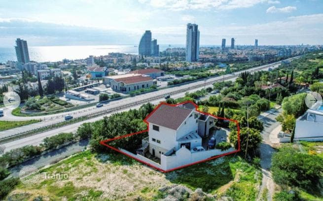 4-Bedroom Villa in Limassol, Cyprus, photo 2