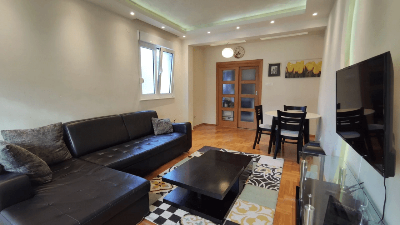 1-Bedroom Apartment in Budva, photo 3