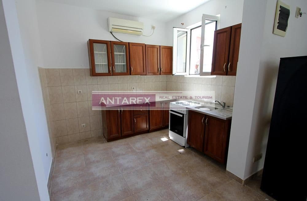 Апартаменты в Херцег-Нови, Черногория, 47 м²