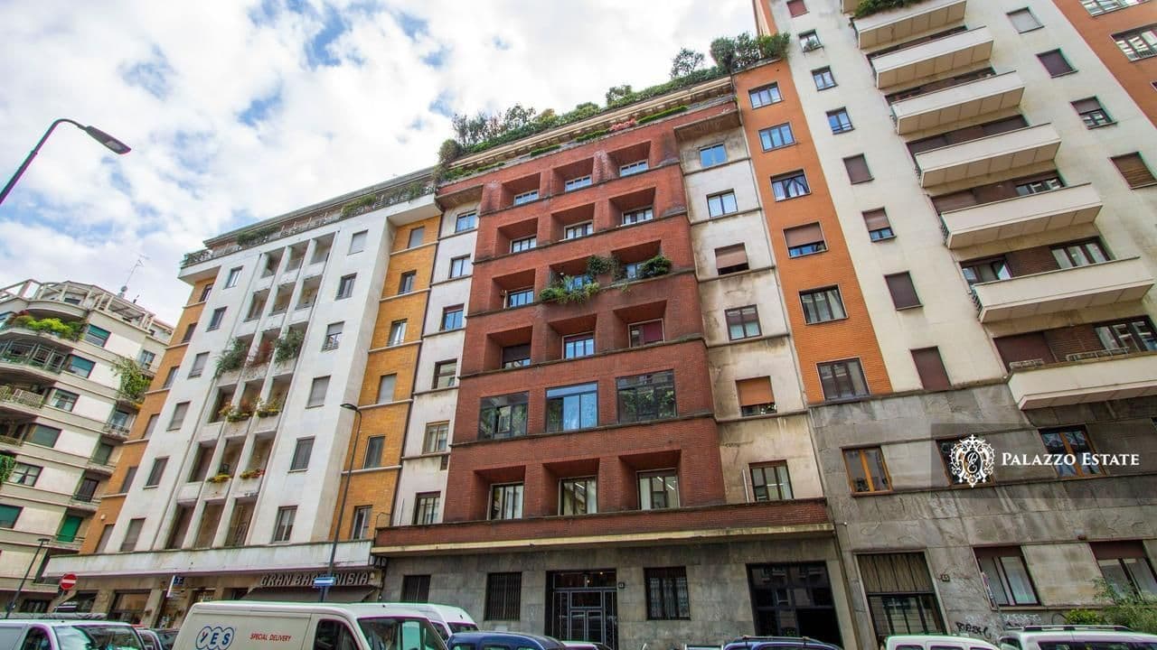 Апартаменты в Милане, Италия, 200 м²