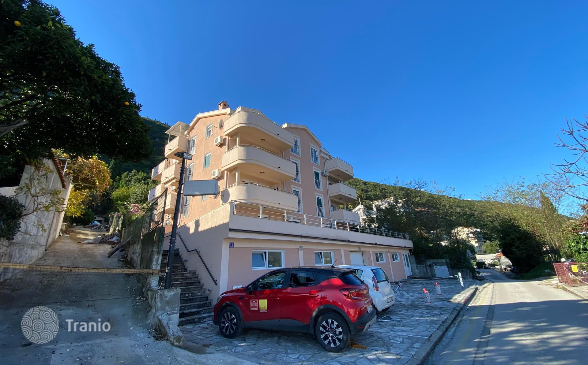 1-Bedroom Apartment with Bay Views in Njivice, Herceg Novi, photo 5