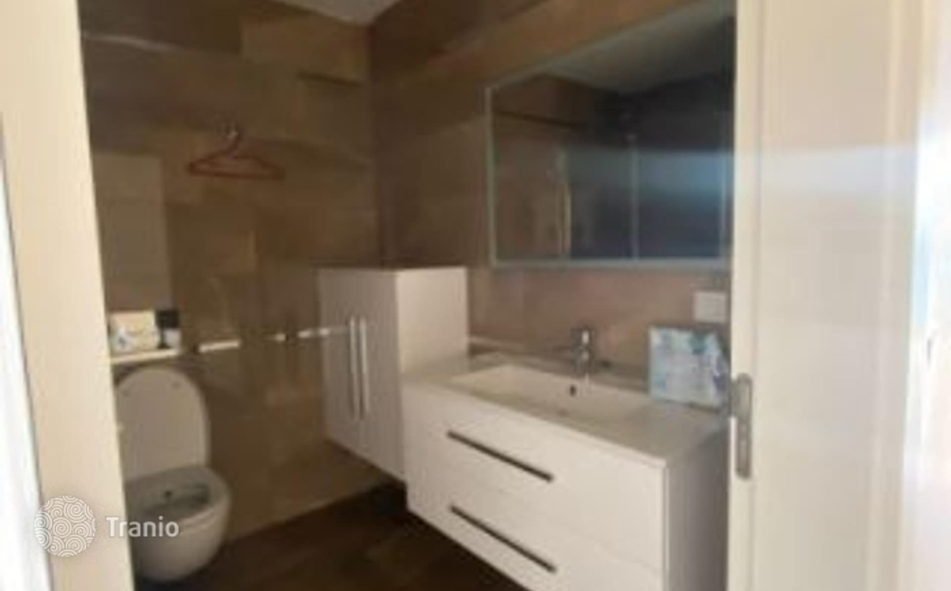 2-Bedroom Apartment in Sariyer, Istanbul, photo 4