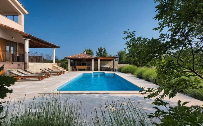 3-Bedroom Villa in Pula, Croatia, photo 5
