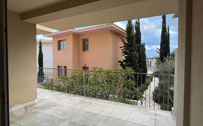 2-Bedroom Apartment with Garden View in Paphos, Cyprus, photo 4