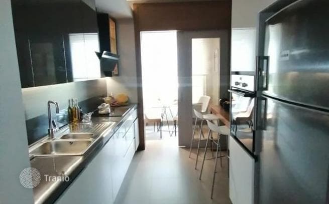 Apartment with Shared Pool in Istanbul, Turkey, photo 3