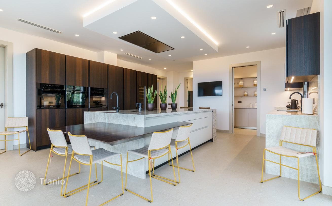 15-комнатная вилла 1400 м² в Бенаависе, Испания, фото 2