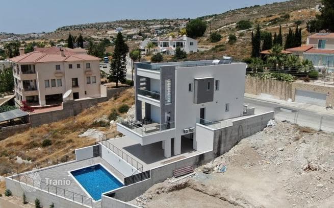 4-Bedroom Villa in Geroskipou, Paphos, photo 5