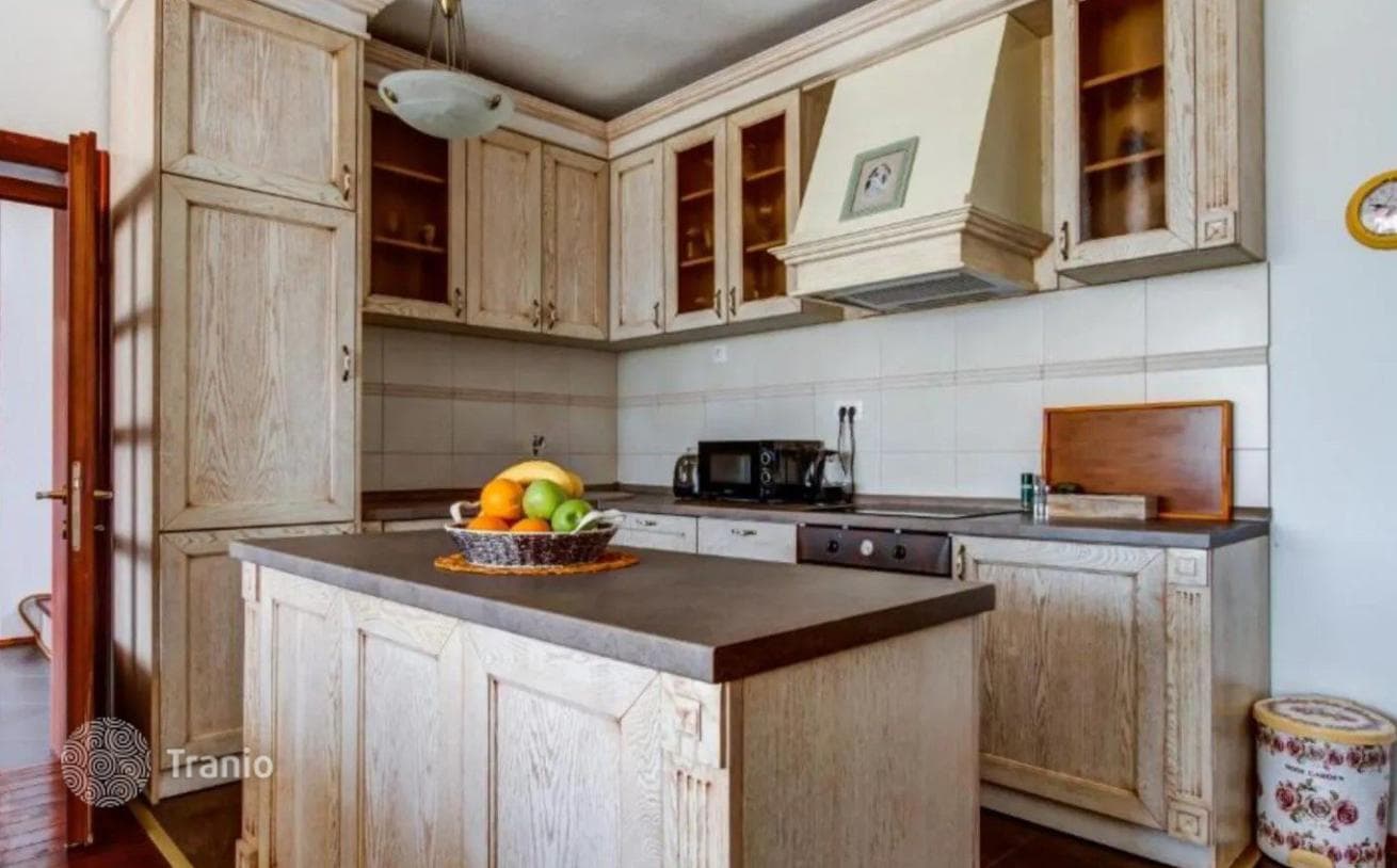 2-Bedroom Villa with Private Pool and Sea Views in Zagorje, Budva, photo 4