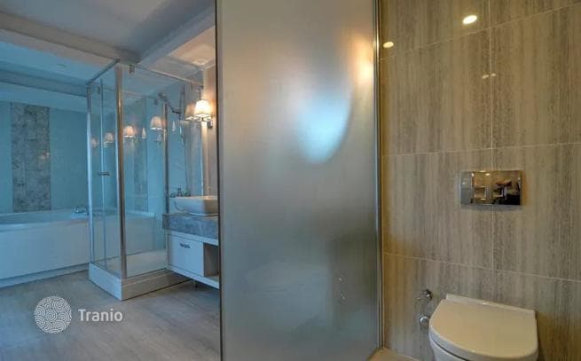 1-Bedroom Apartment in Sariyer, Istanbul, photo 2