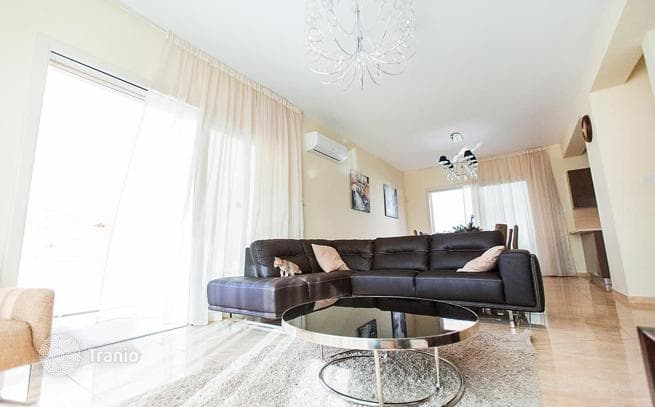 3-Bedroom Villa with Private Pool in Mouttagiaka, Limassol, photo 2