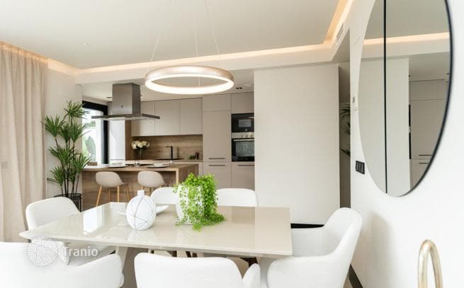 5-комнатные апартаменты в новостройке 122 м² в Нуэва Андалусии, Испания