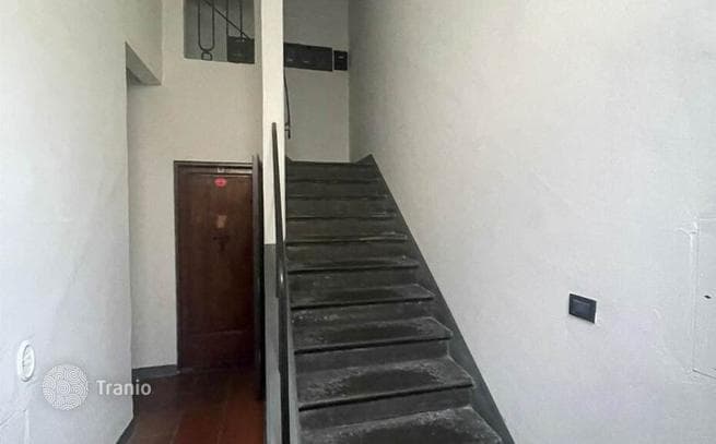 1-Bedroom Apartment in Florence, Italy, photo 2