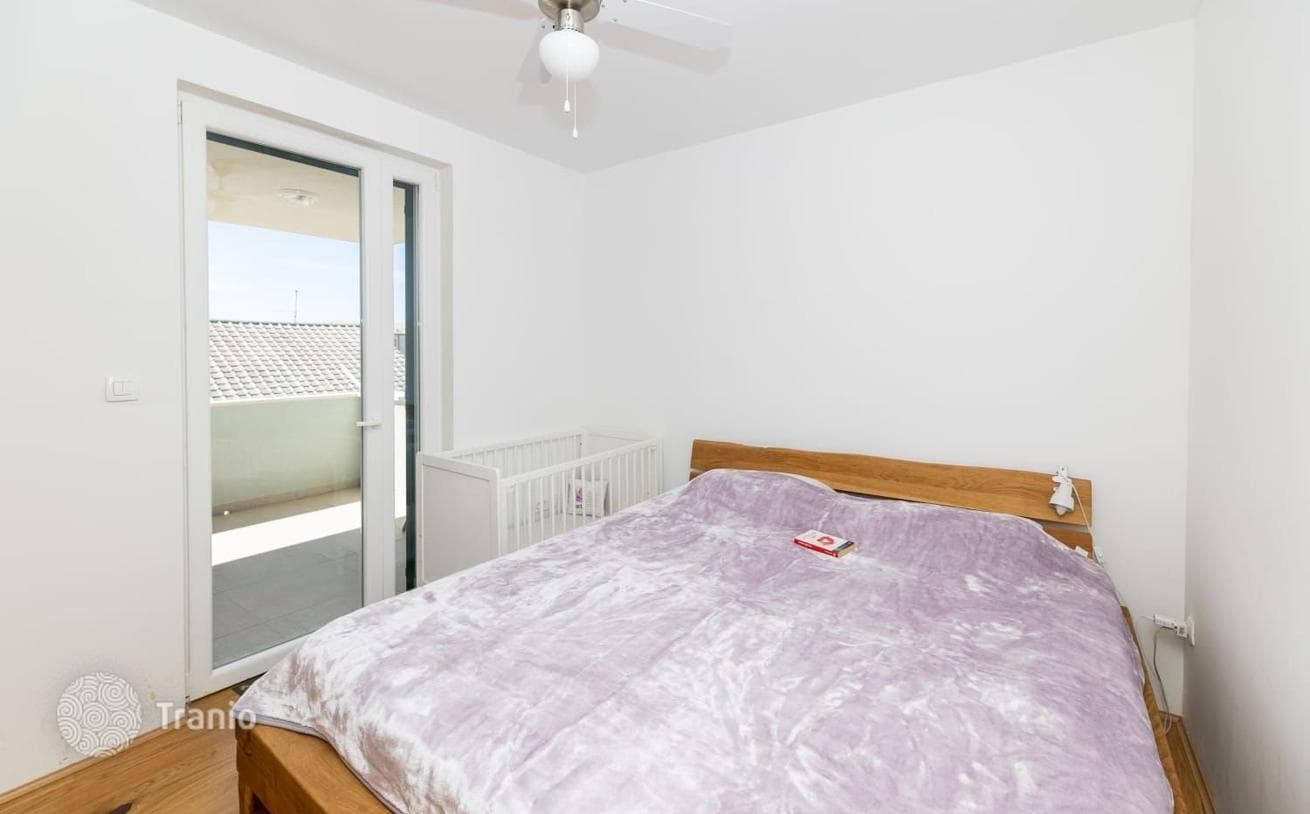 4-Bedroom House in Kastel Luksic, Dalmatia