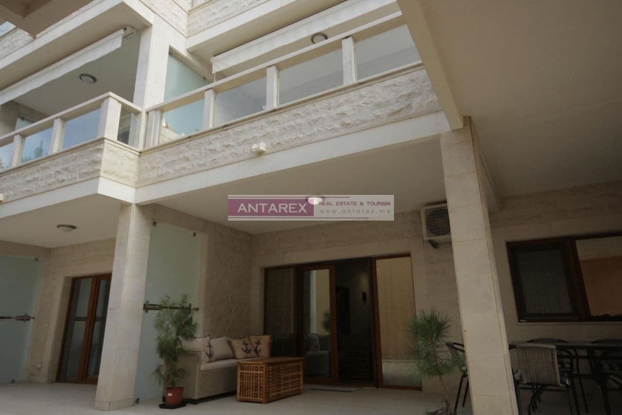Апартаменты в Ластве, Черногория, 85 м², фото 4
