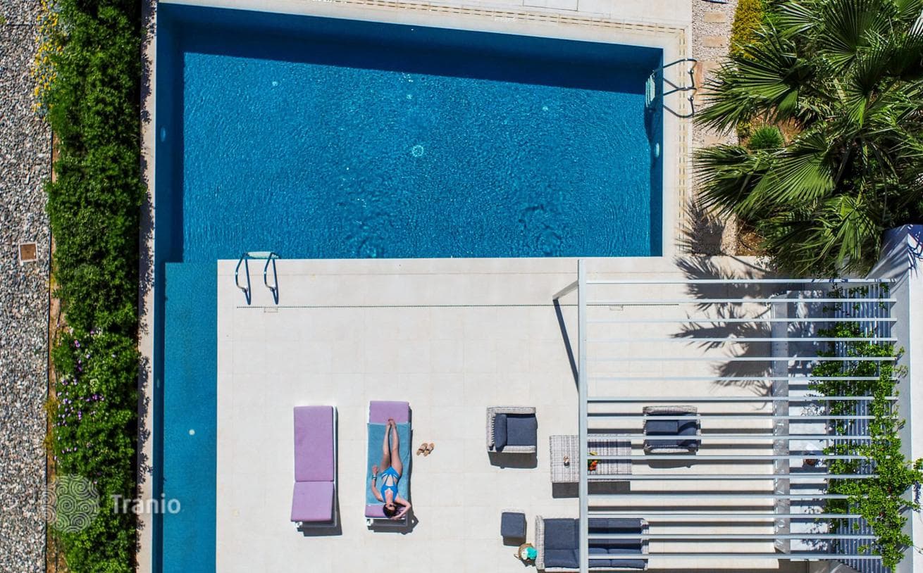 3-Bedroom Villa with Sea View in Coral Bay, Paphos, photo 5