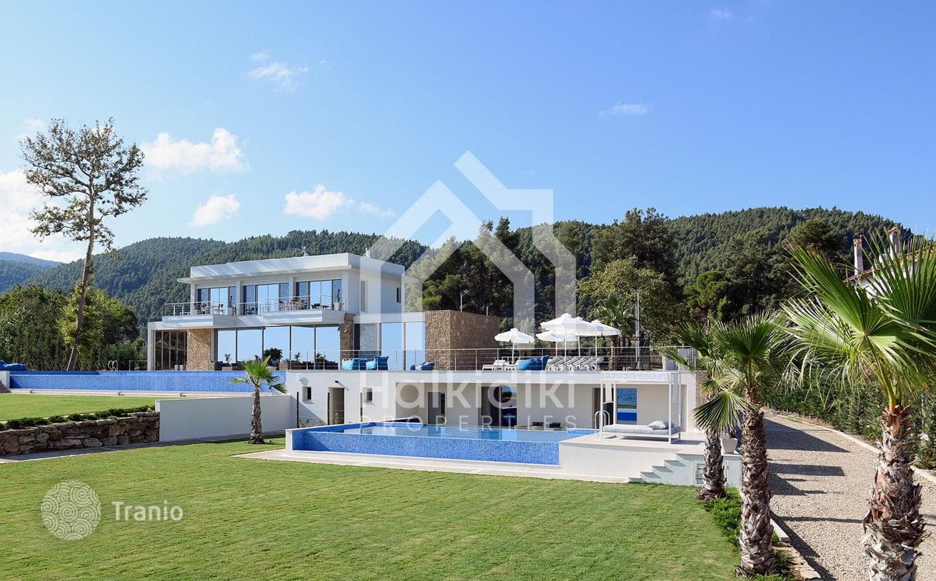 8-Bedroom Villa in Vourvourou, photo 5