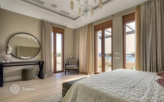 5-Bedroom Villa with Private Pool in Agios Nikolaos, Crete, photo 2