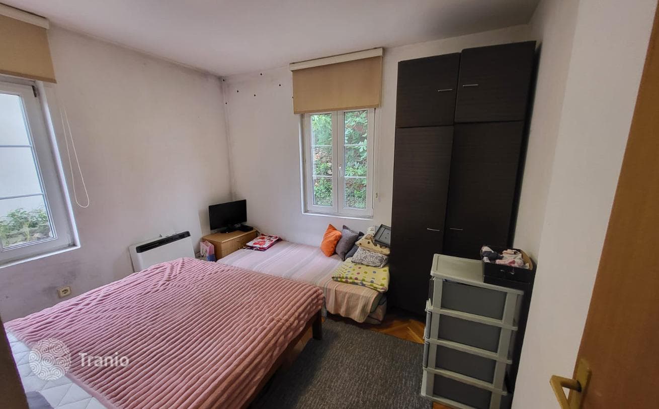1-Bedroom Apartment with Balcony in Petrovac, photo 4