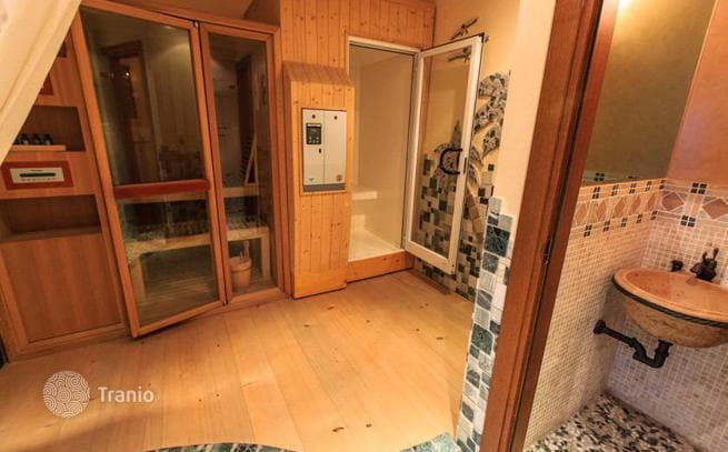 7-Bedroom House in Budva
