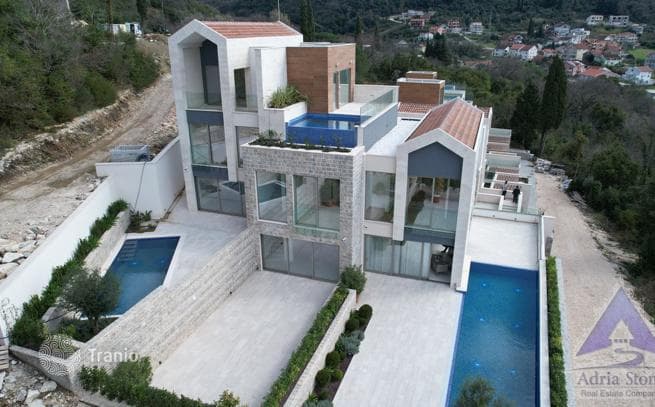 1-Bedroom Villa with Private Pool in Lastva, Tivat, photo 5