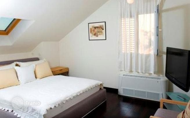 7-Bedroom Villa with Private Pool, Gym and Sea and City Views in Dubrovnik, photo 5