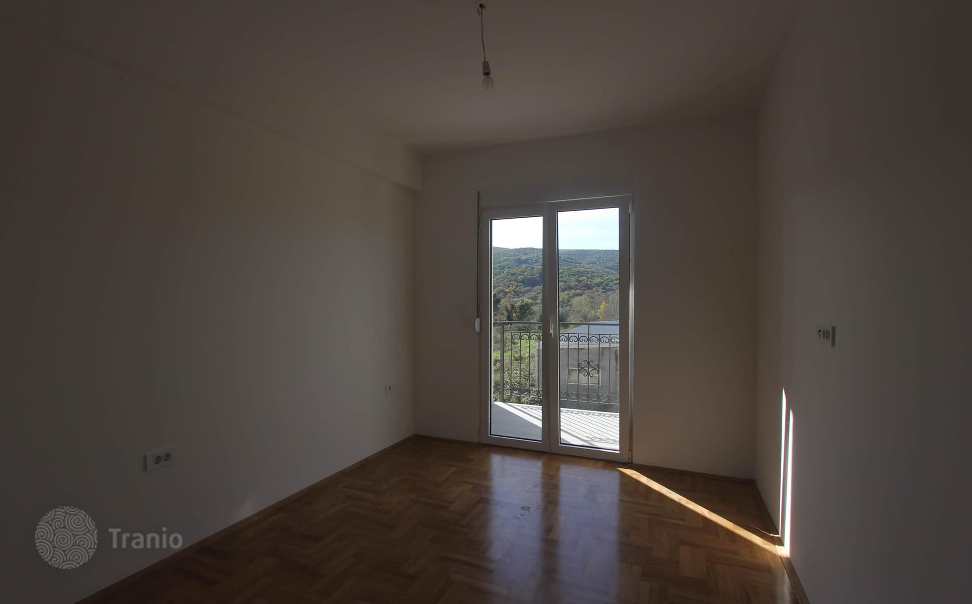 2-Bedroom Apartment with Two Terraces and Mountain View in Tivat, photo 3
