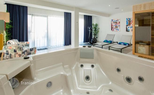 3-Bedroom Villa in Omis, Dalmatia, photo 5