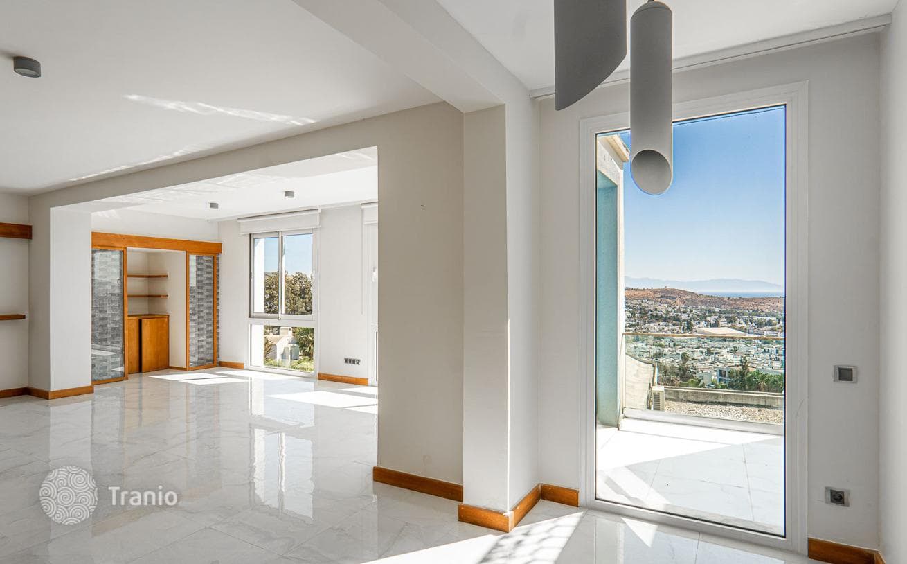 3-Bedroom Villa with Private Pool and Sea View in Konacik, Mugla, photo 4