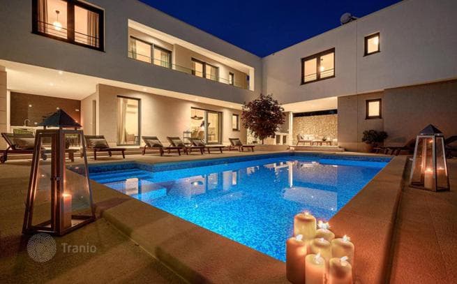 5-Bedroom Villa in Split, Croatia, photo 5