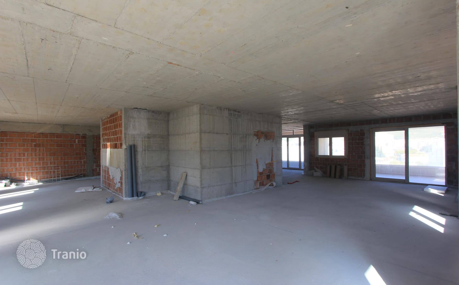 Penthouse with Roof Terrace in Central Budva, photo 2