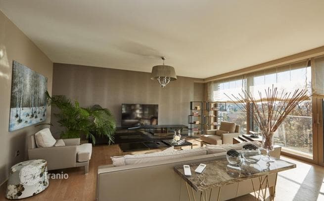 Modern Apartments with Shared Pool in Istanbul, Turkey