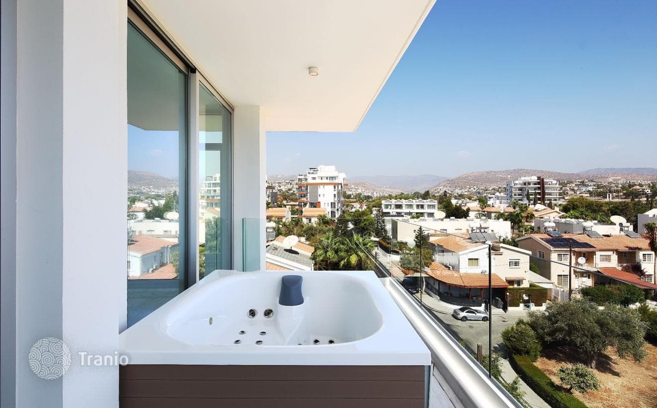 2-Bedroom Apartment in Germasogeia, Limassol