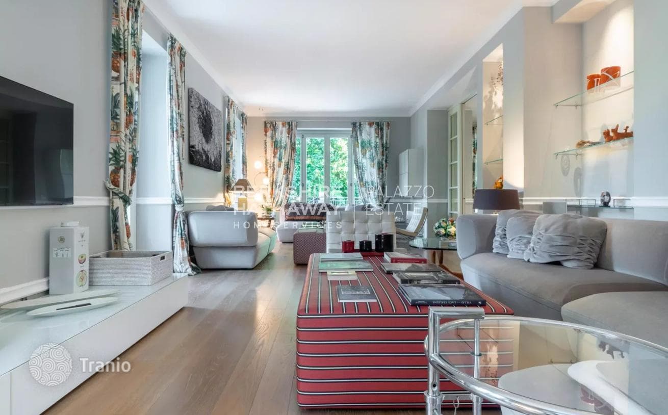 11-Bedroom Villa on Lake Como